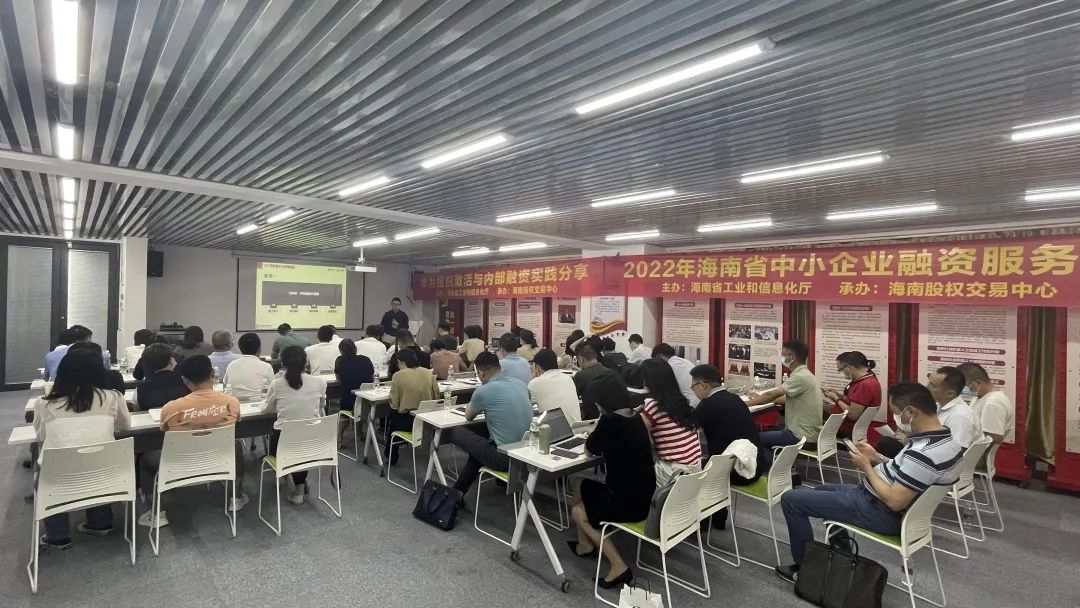 安徽省政協(xié)副主席鄭永飛蒞臨依愛消防調(diào)研指導